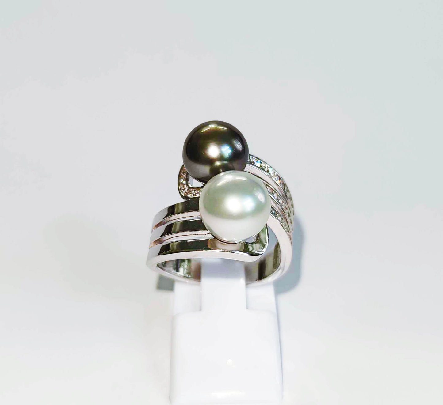 Silver Yin and Yang Ring with White and Black Sea Pearls and Zircons