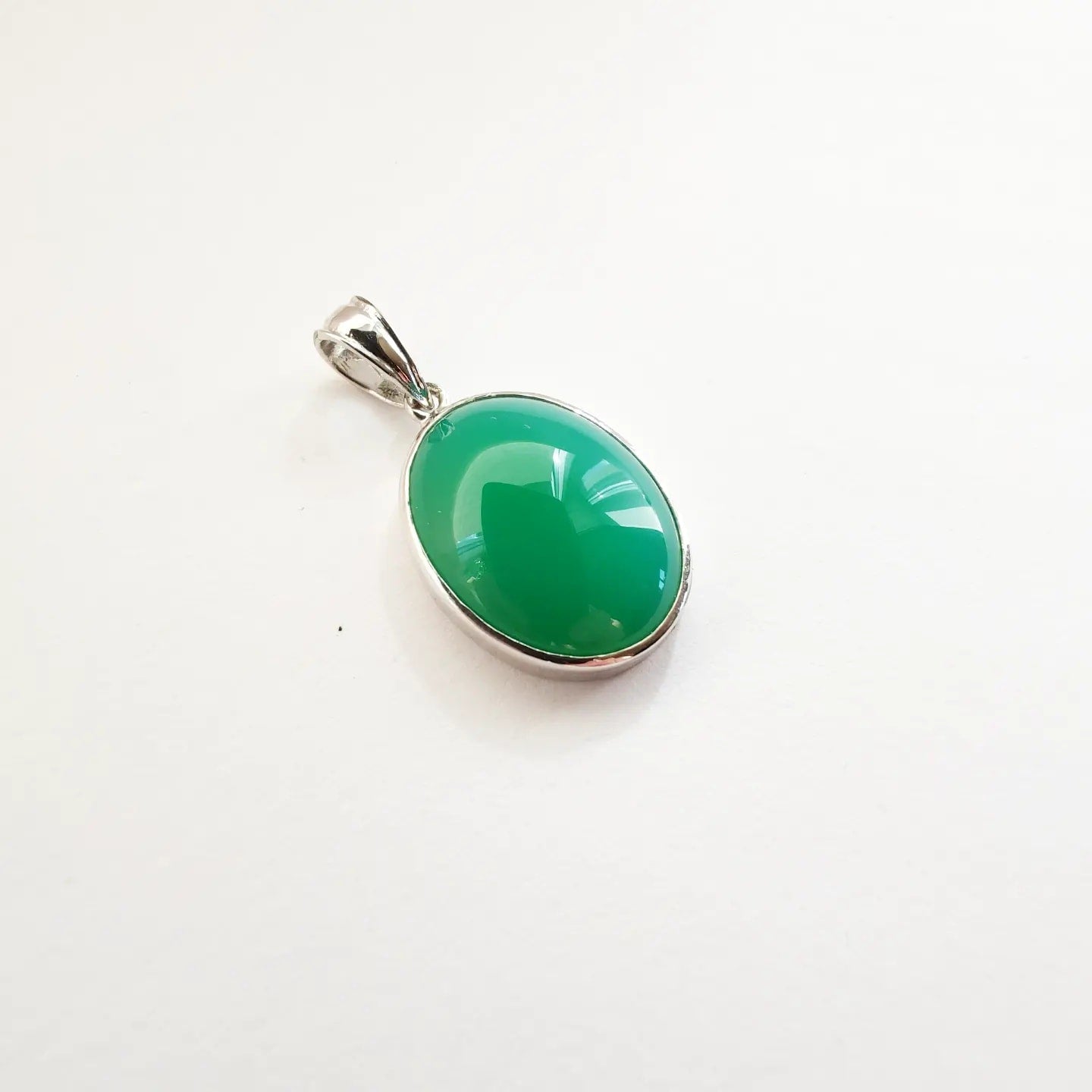 Silver Pendant with Chrysoprase