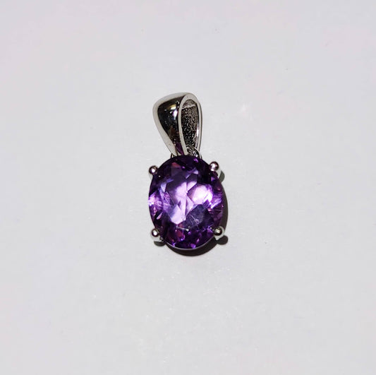 Silver Pendant with Amethyst