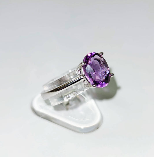 Silver Ring with Amethyst