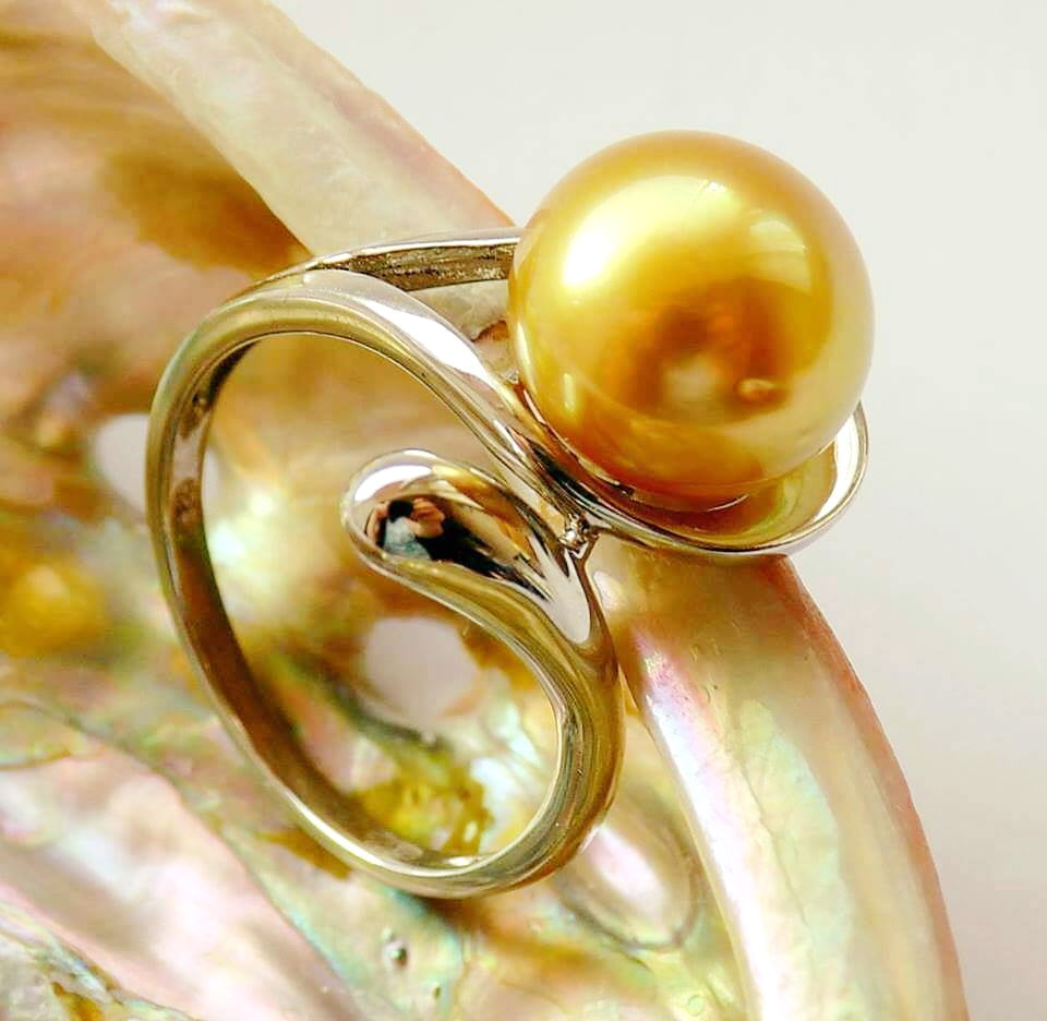 Silver Ring with Australian Sea Pearl - AnArt