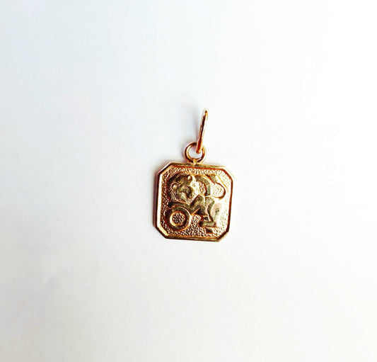 14K sarkanā zelta lauvas zodiaka kulons