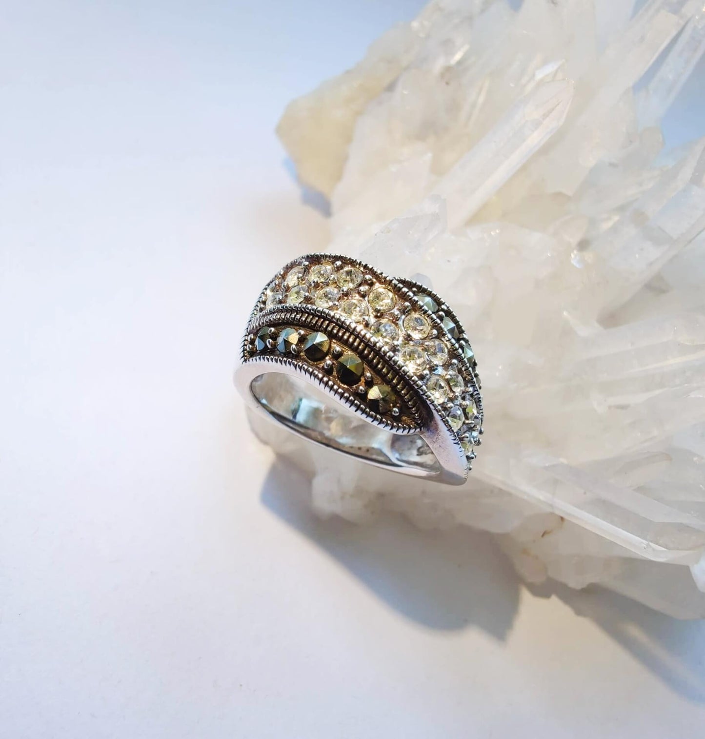 Silver Ring with Zircons