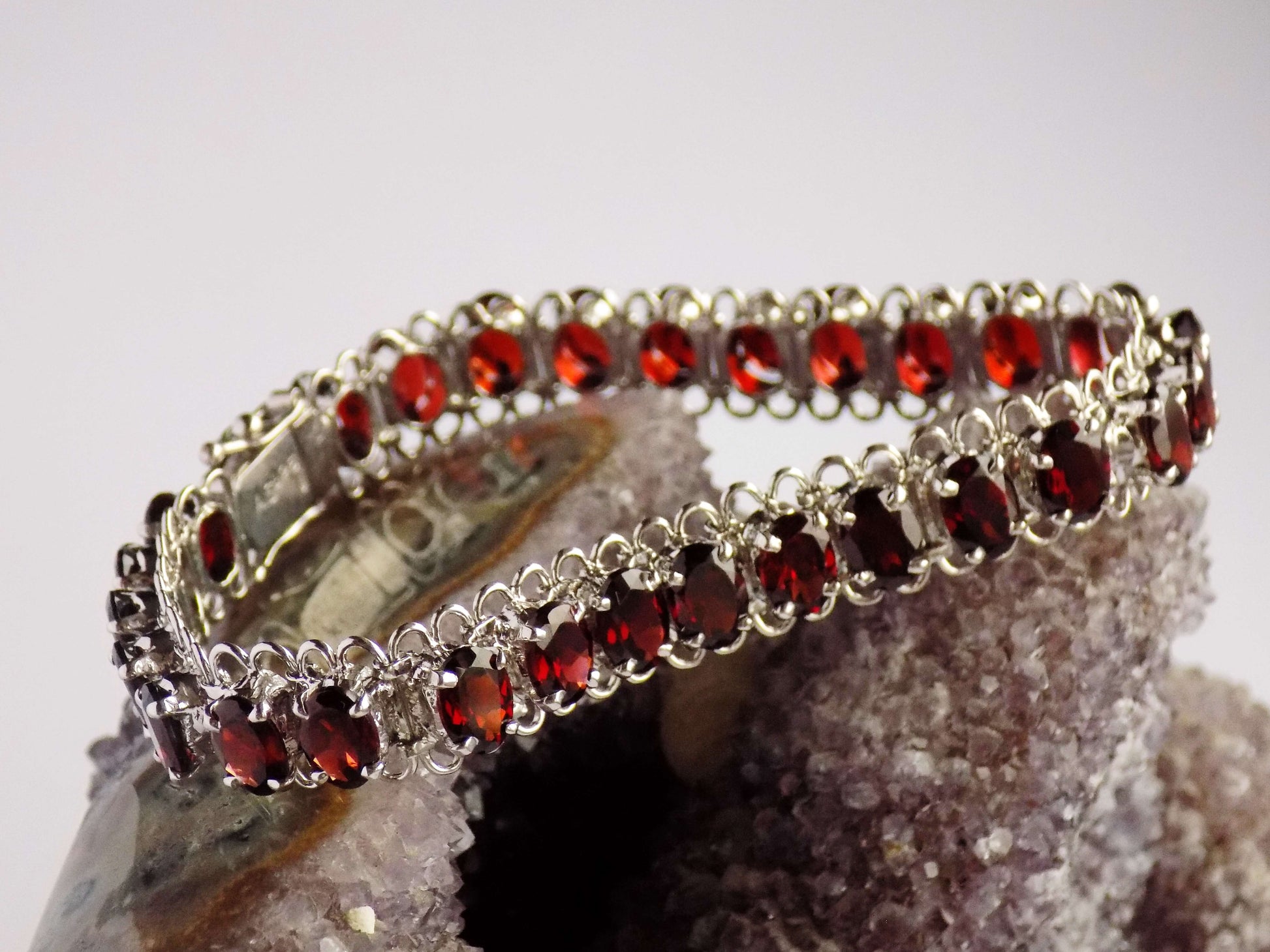 Silver Bracelet with Garnets - AnArt