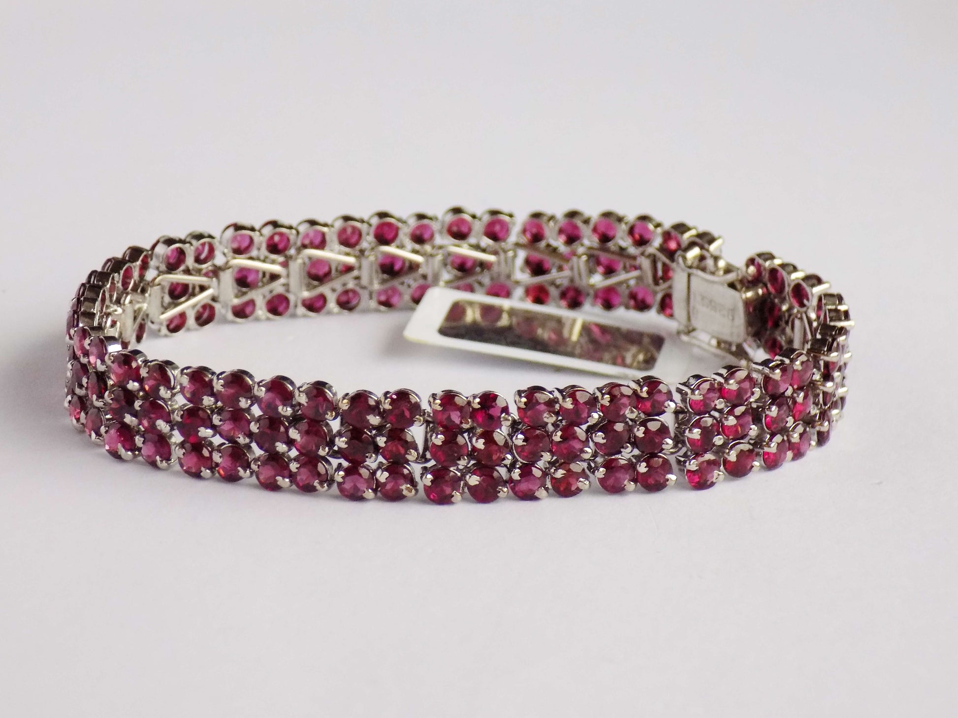 Silver Bracelet with Garnets - AnArt