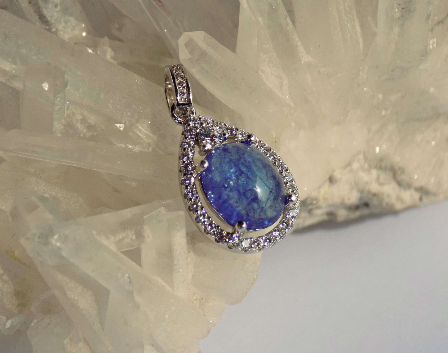 Silver Pendant with Tanzanite and Zircons