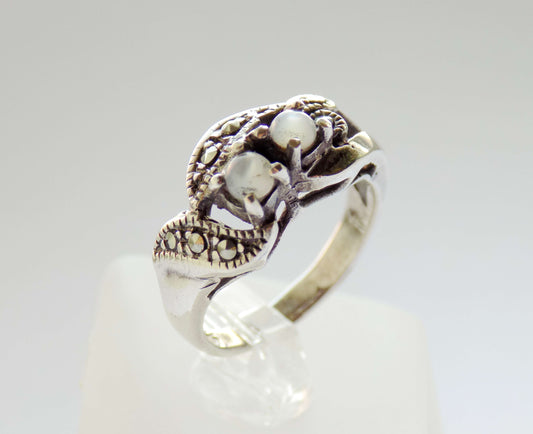 Silver Ring with White Nacre