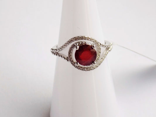 Silver Ring with Ruby and Zircons - AnArt