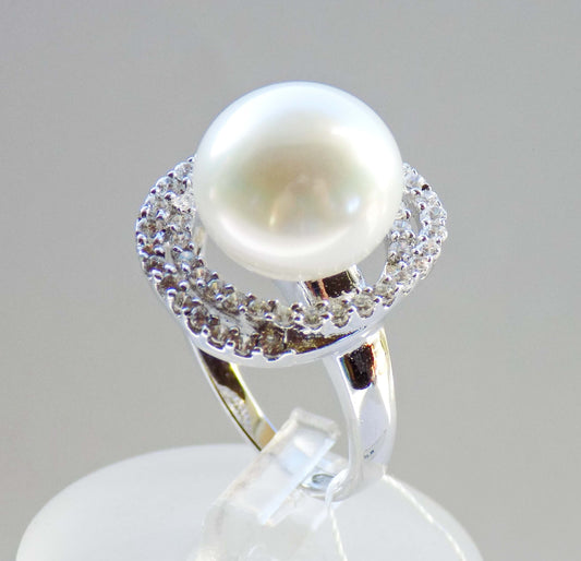 Silver Ring with White Sea Pearl and Zircons