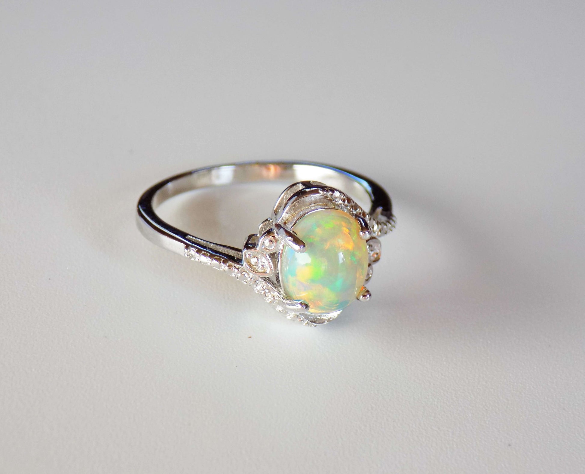 Silver Ring with Ethiopian Opal - AnArt