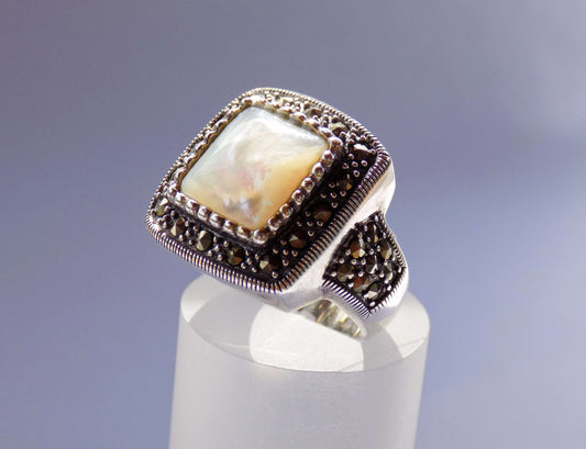 Silver Ring with White Nacre