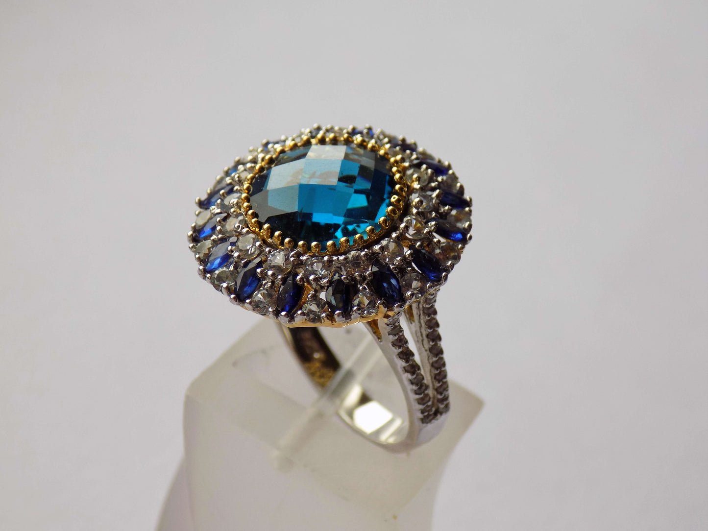 Silver Ring with London Topaz, Blue Sapphires and Leuco Sapphires