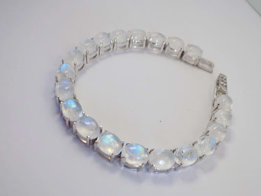 Silver Bracelet with Moonstones - AnArt