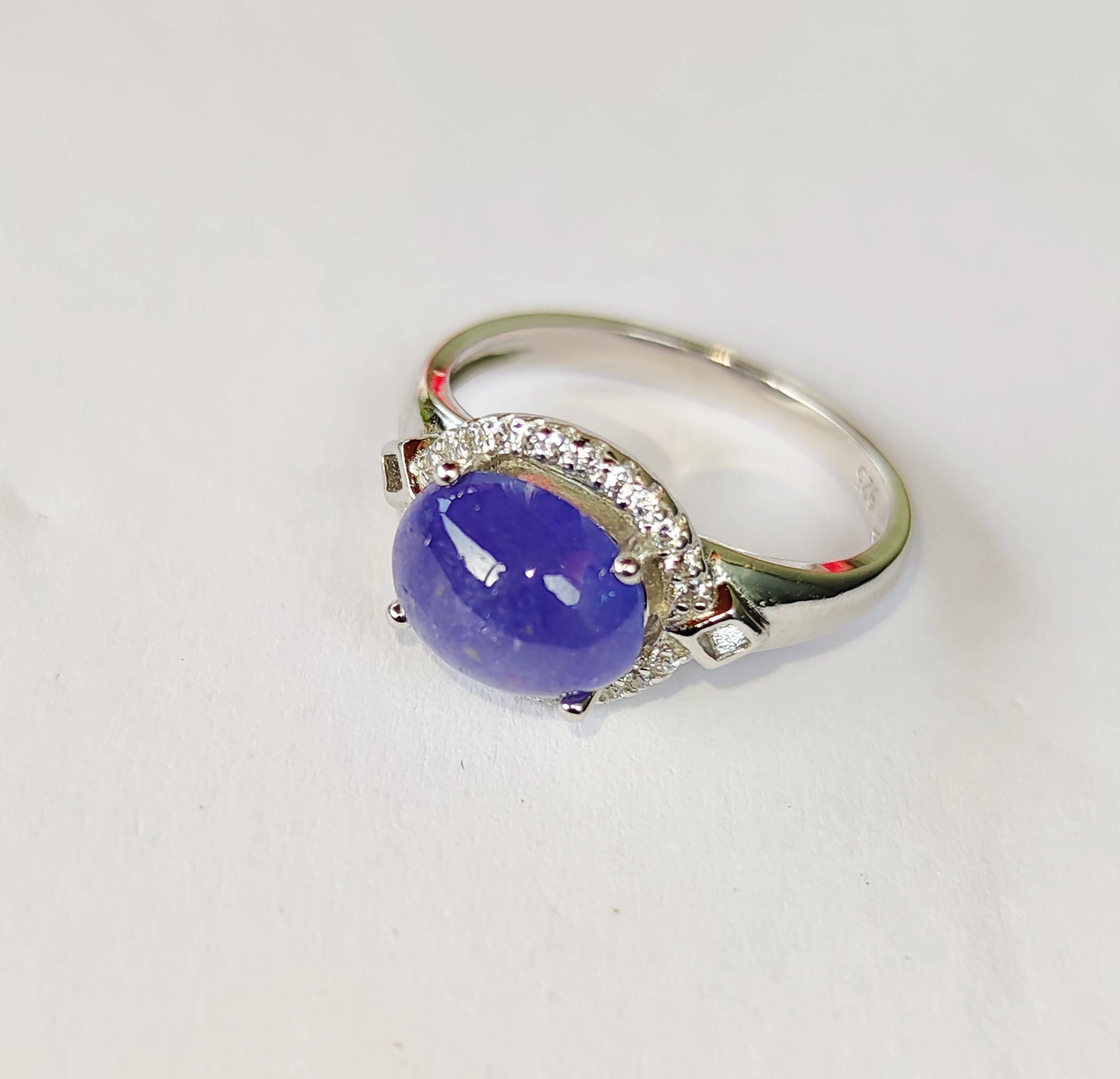 Silver Ring with Tanzanite and Zircons