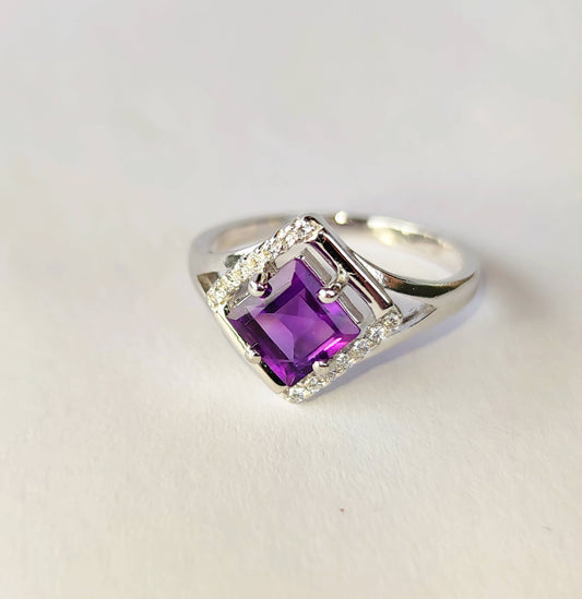 Silver Ring with Amethyst and Zircons