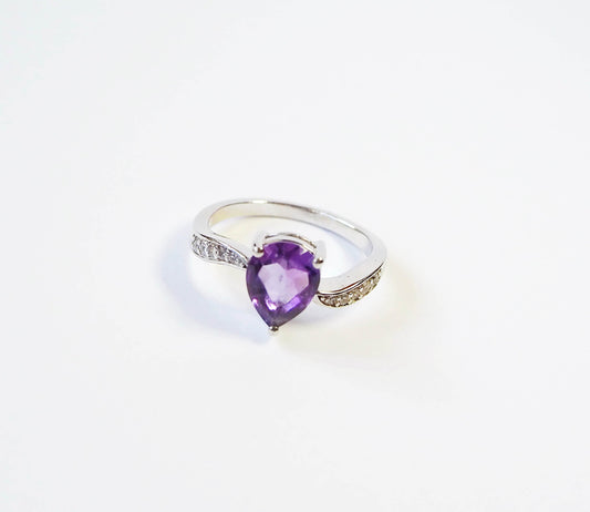 Silver Ring with Amethyst and Zircons