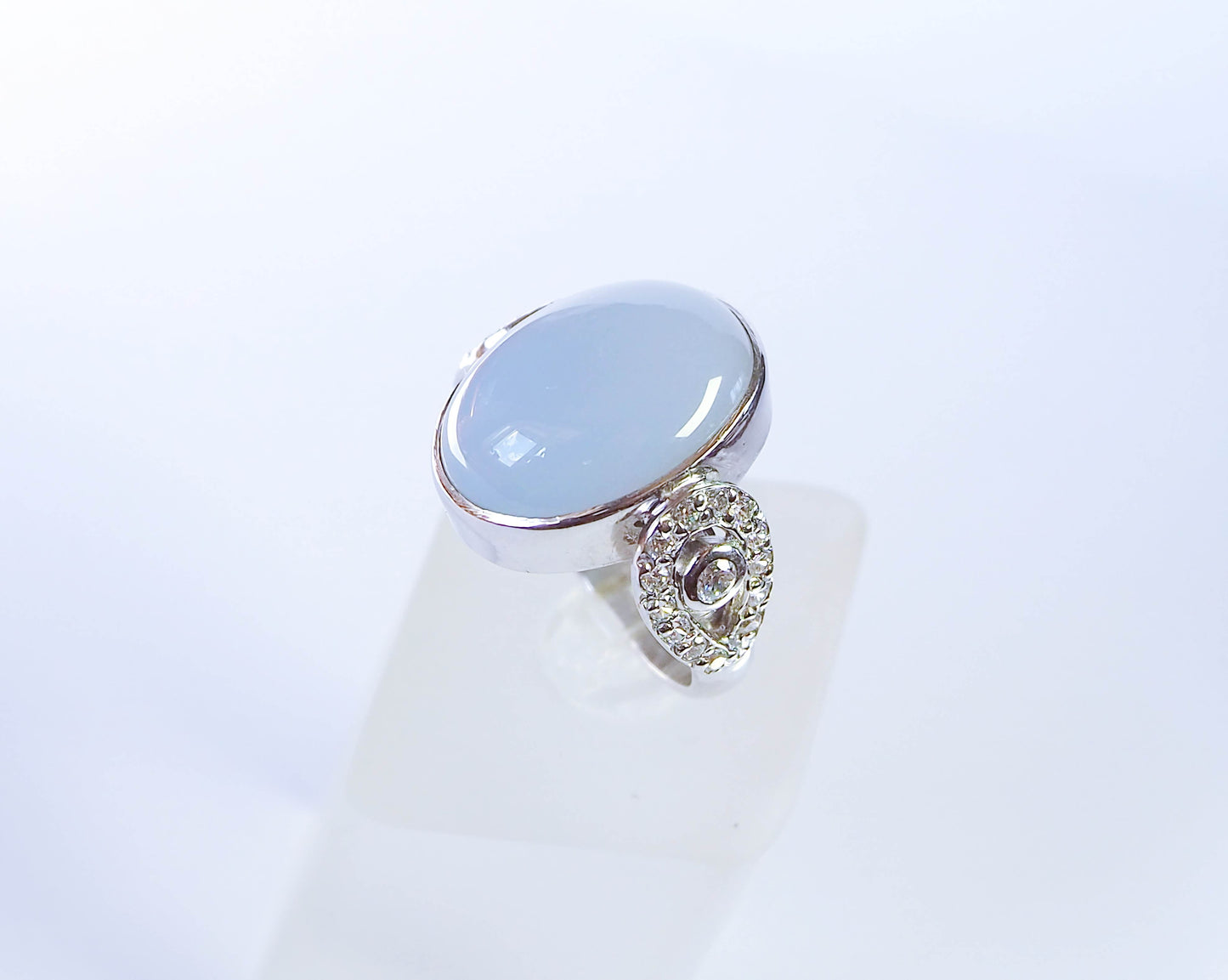 Silver Ring with Blue Agate and Zircons